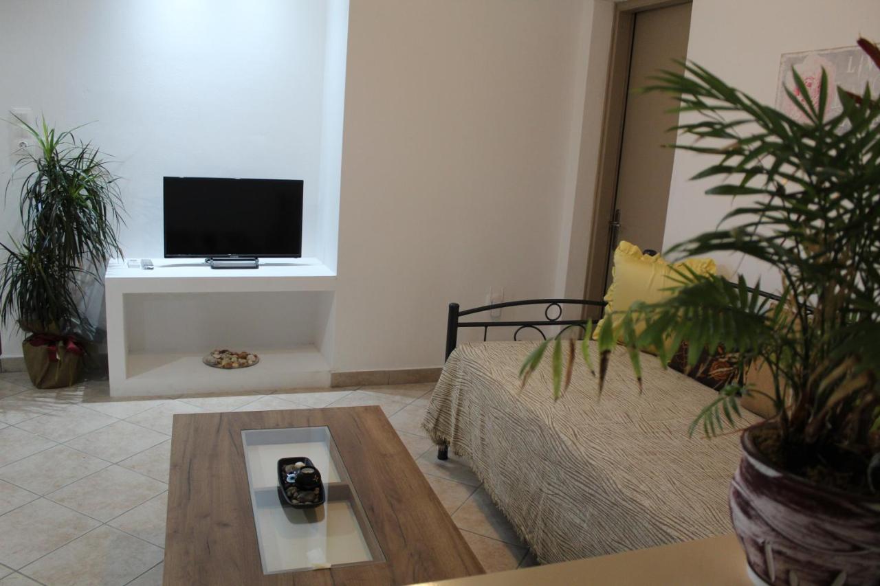 Vakis Apartments 5 Romanon Extérieur photo